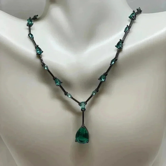 GLASS Stone Necklace | White Gold Plated | Dainty Necklace | Trendy |… - Picture 3 of 6